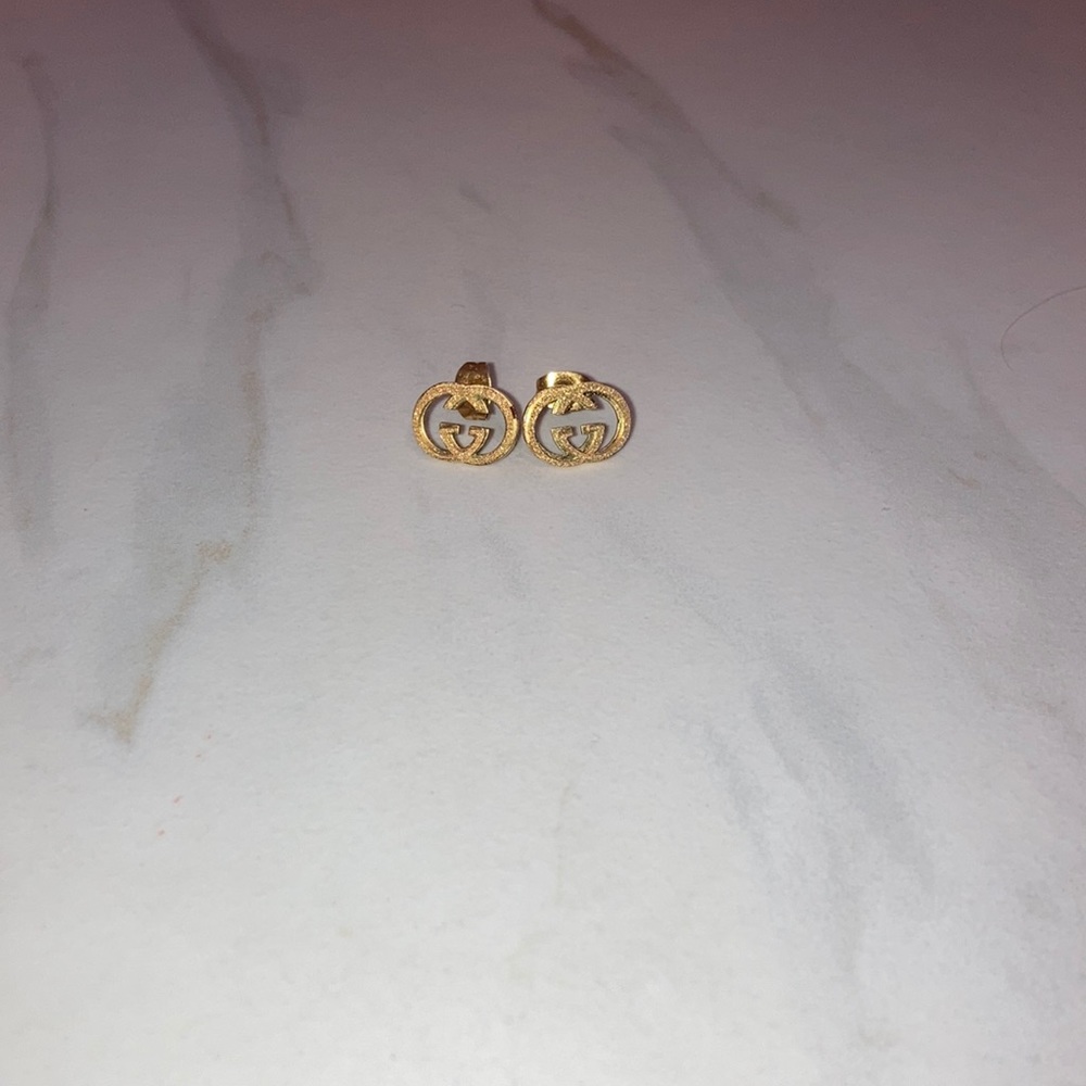 Gold Gucci earrings